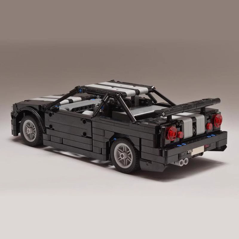 Nissan R34 Skyline GTR (700+ Pieces)